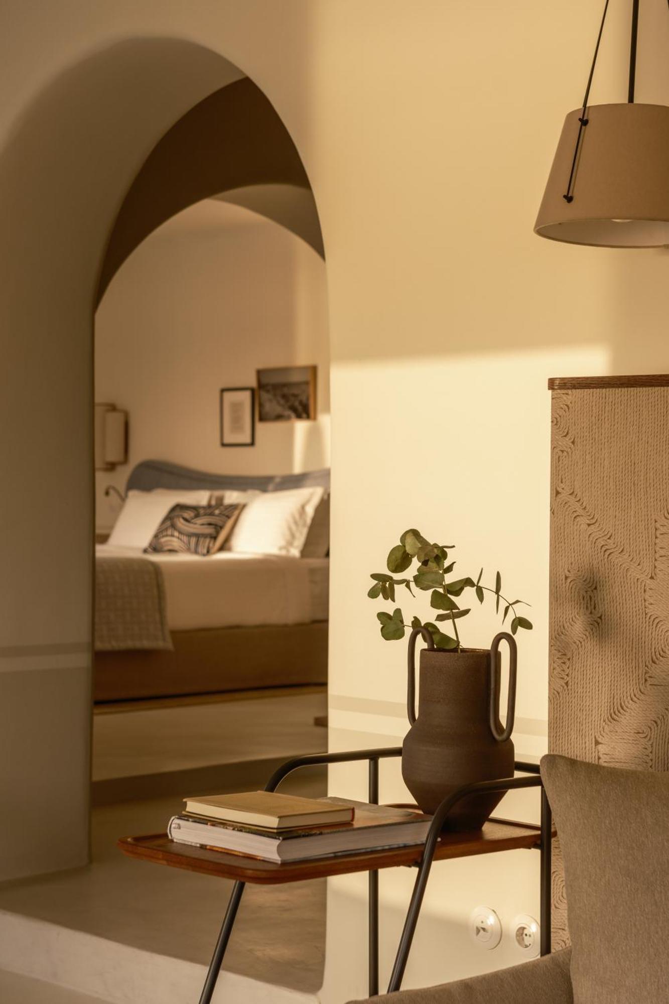 Hotel Homeric Poems