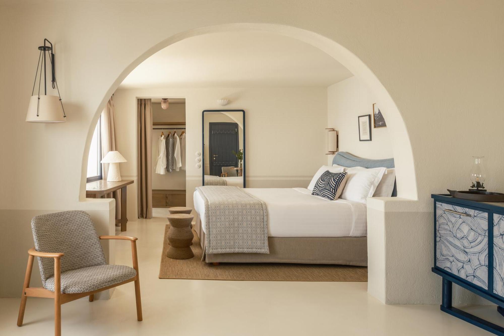 Homeric Poems Hotel Firostefani